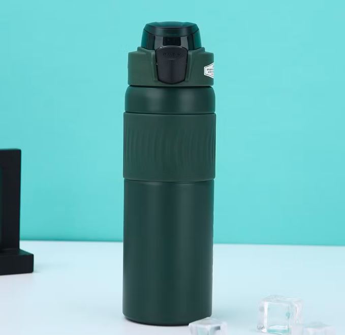 Premium 600ML Insulated Bottle – Built for Everyday Adventures