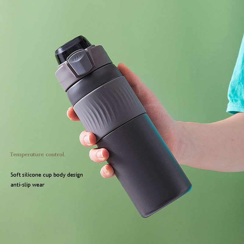 Premium 600ML Insulated Bottle – Built for Everyday Adventures